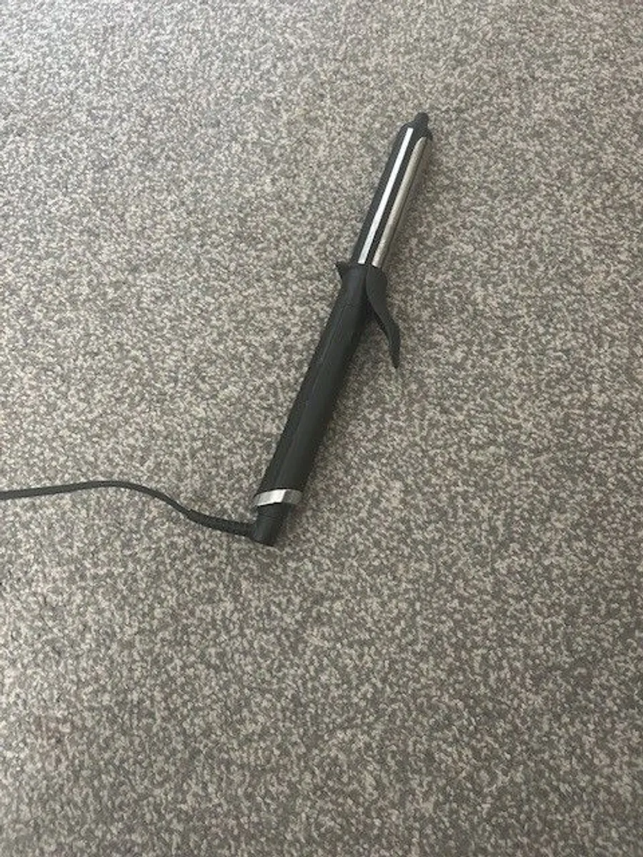 GHD Classic Curve Tong - Image 1
