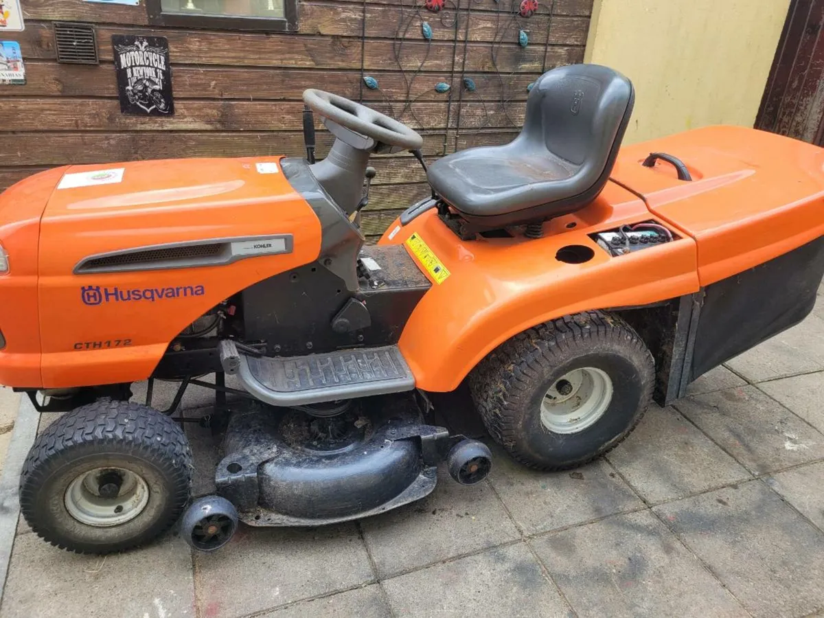 Husqvarna cth172 lawnmower - Image 1