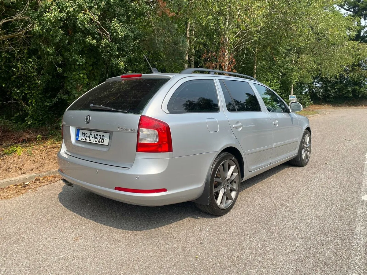 2013 Skoda VRS 2.0 TDI estate - Image 4