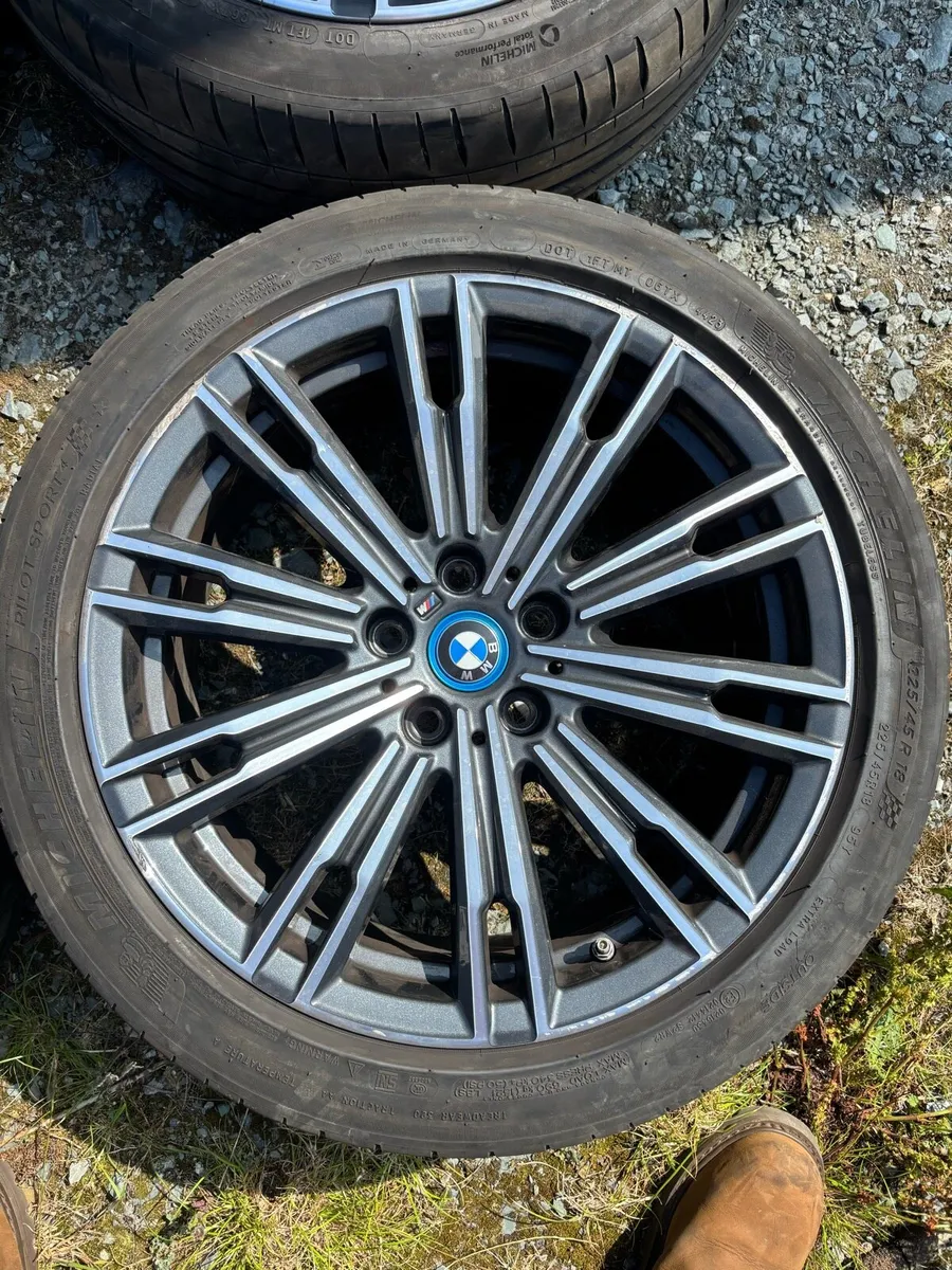 BMW m sport alloys (g20) 3 series - Image 4