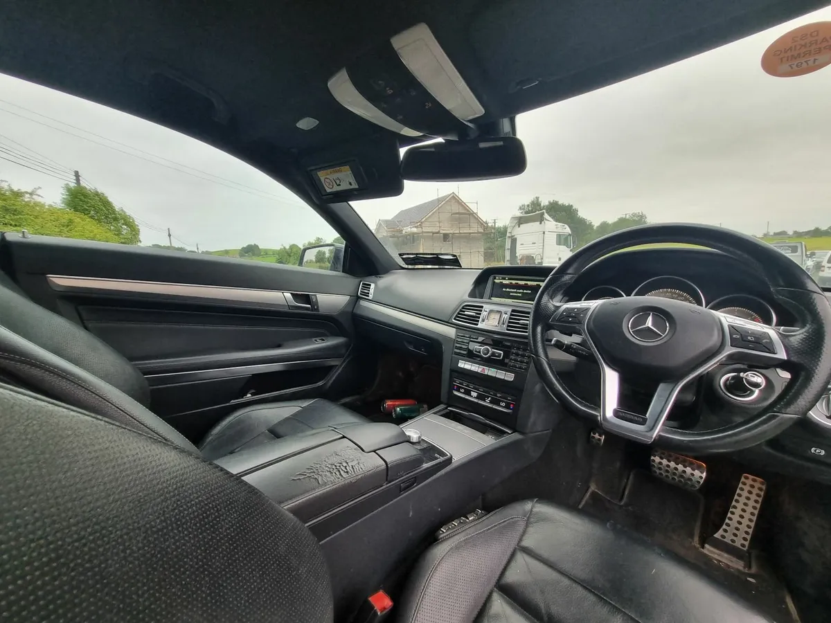 2015 Mercedes e220 Repairable - Image 2