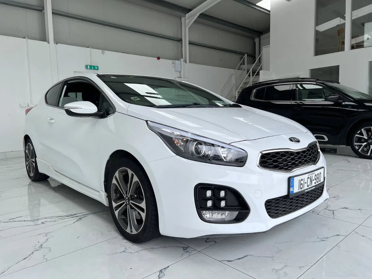 Kia Ceed 2016 - Image 1