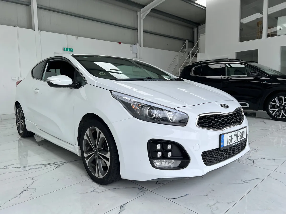 Kia Ceed 2016 - Image 2