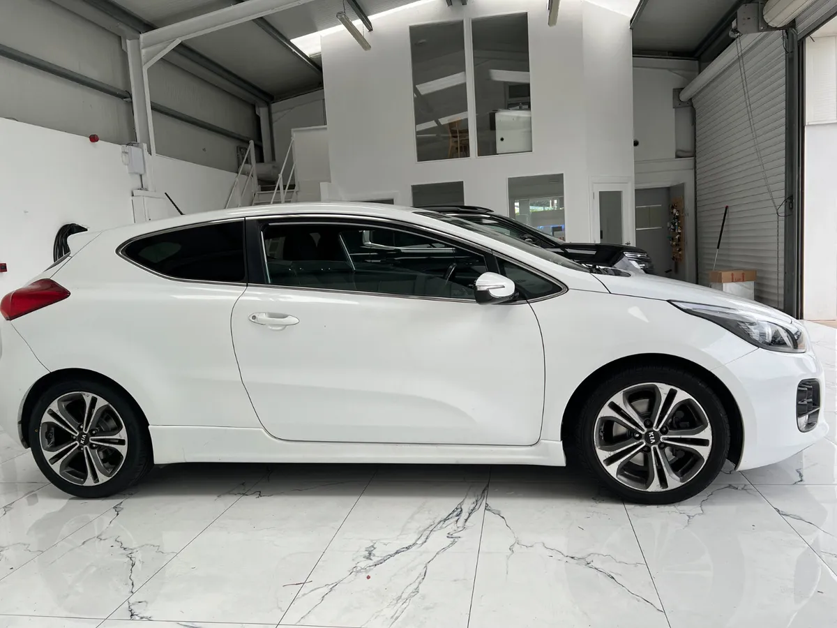 Kia Ceed 2016 - Image 3
