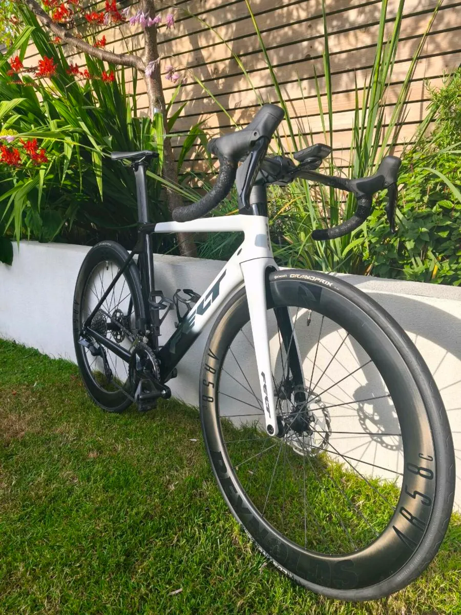 Road bike - Image 4