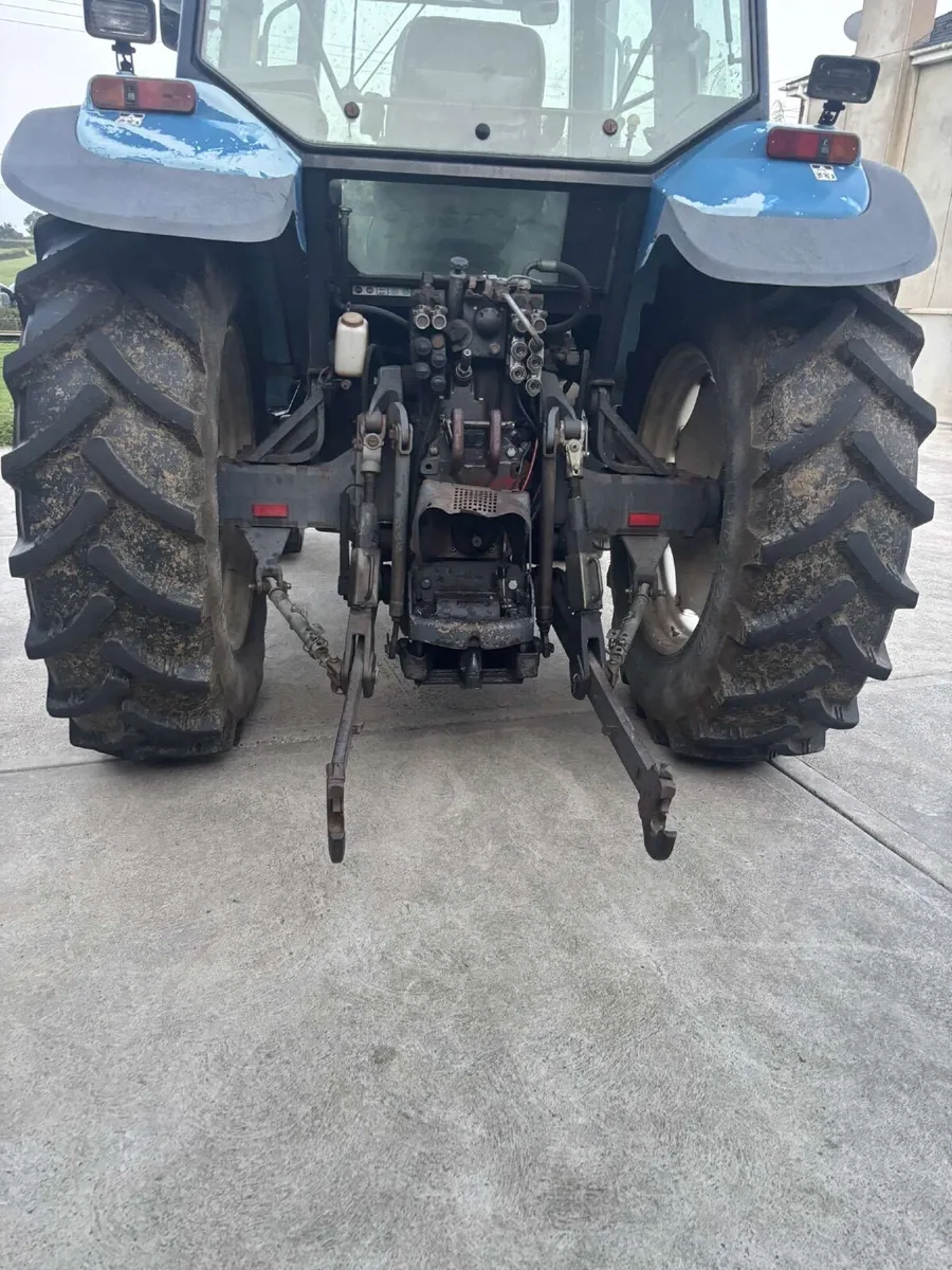 1998 New Holland 8360 tractor - Image 3