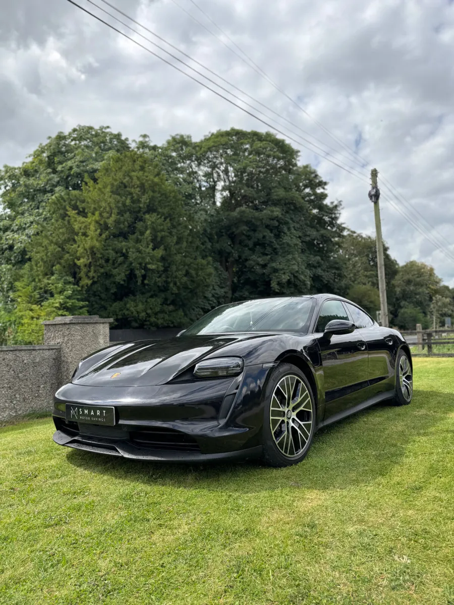 Porsche Taycan 2023 *LOW MILES* - Image 3
