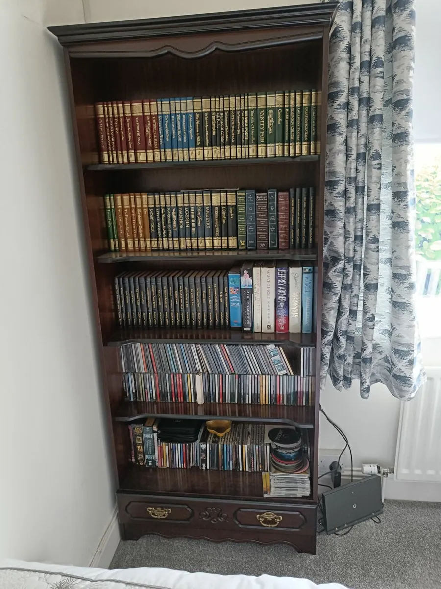 Mahogany Bookshelf