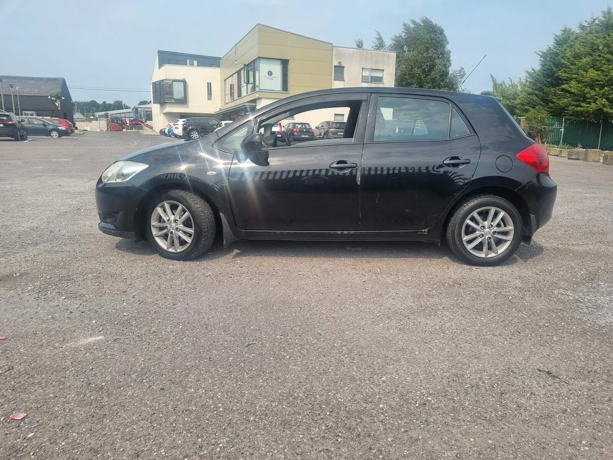 2009 Toyota Auris 1.4D4D Nct'd & Taxed - Image 2