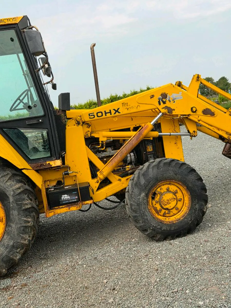 MF 50HX Digger - Image 4