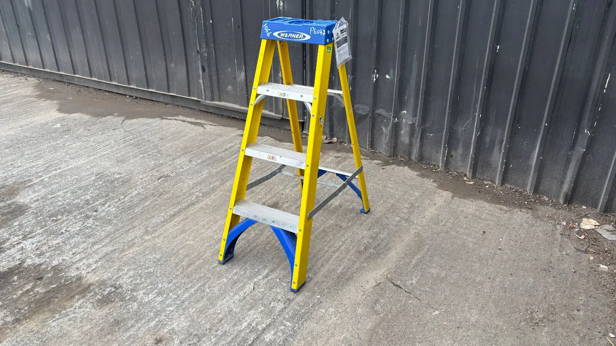 Werner Step Ladder - Image 3