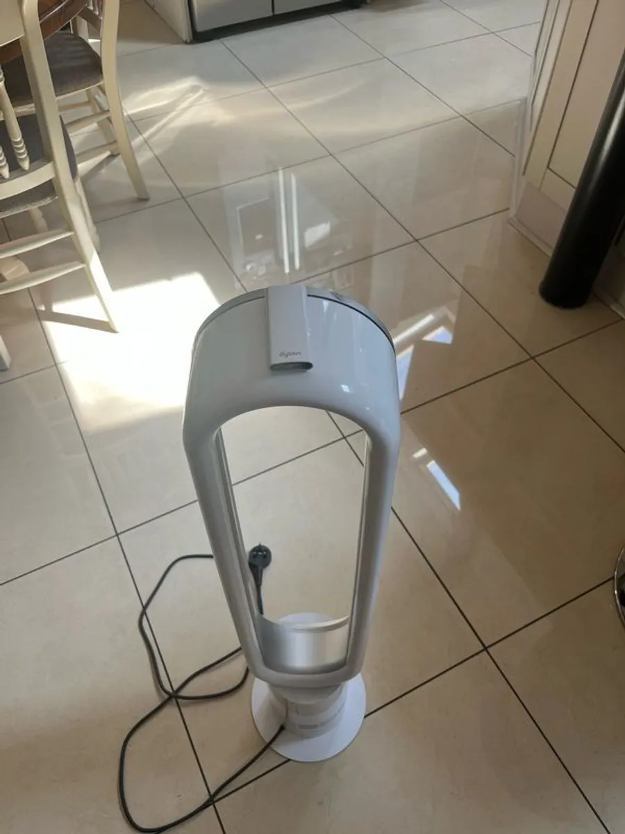 Dyson Cool Tower fan - Image 3