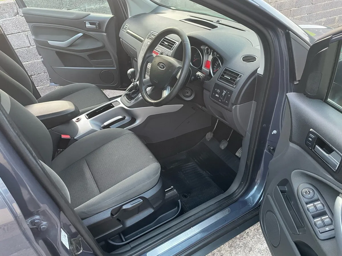 Ford Kuga 2011 2.0L 4WD - Image 4