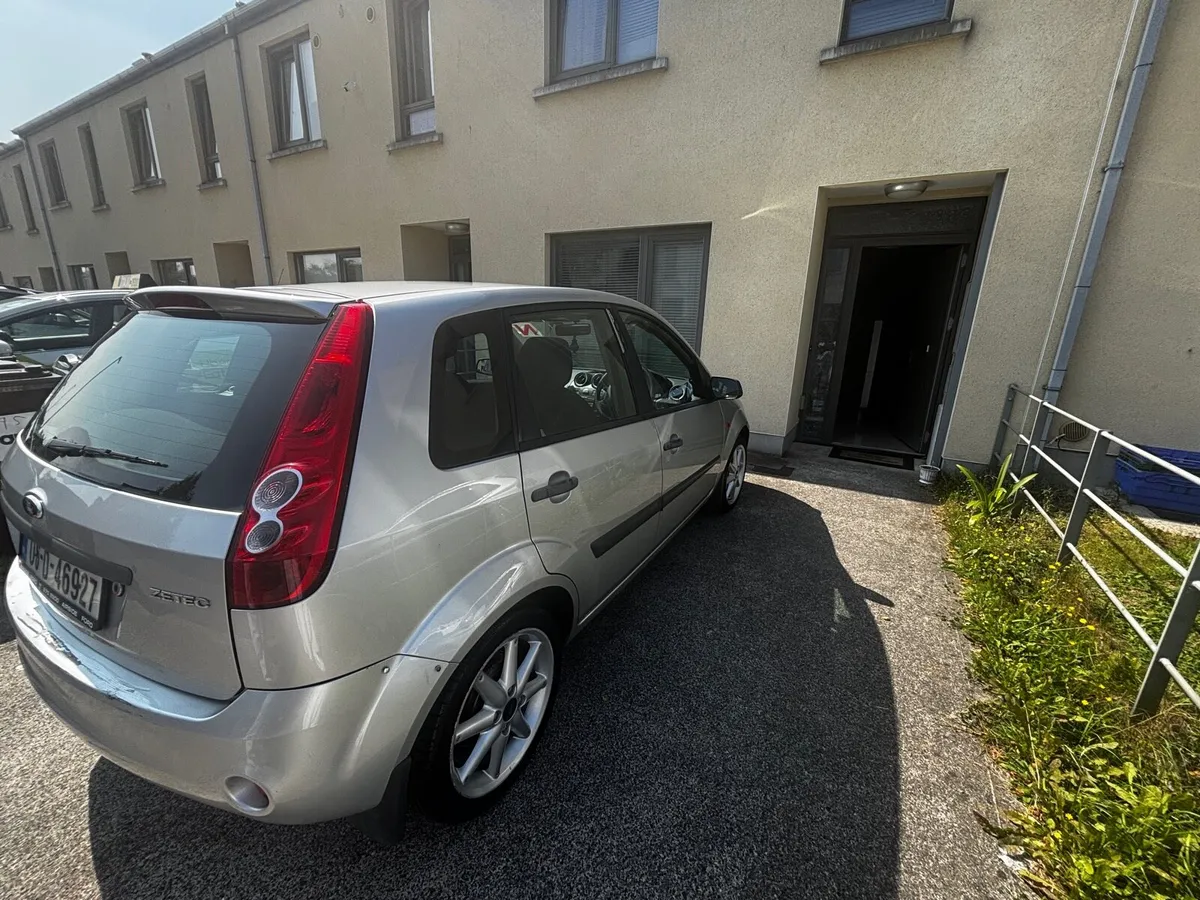 FORD FIESTA. 1.2 Zetec, 2006, NEW NCT, 05/2026, - Image 4