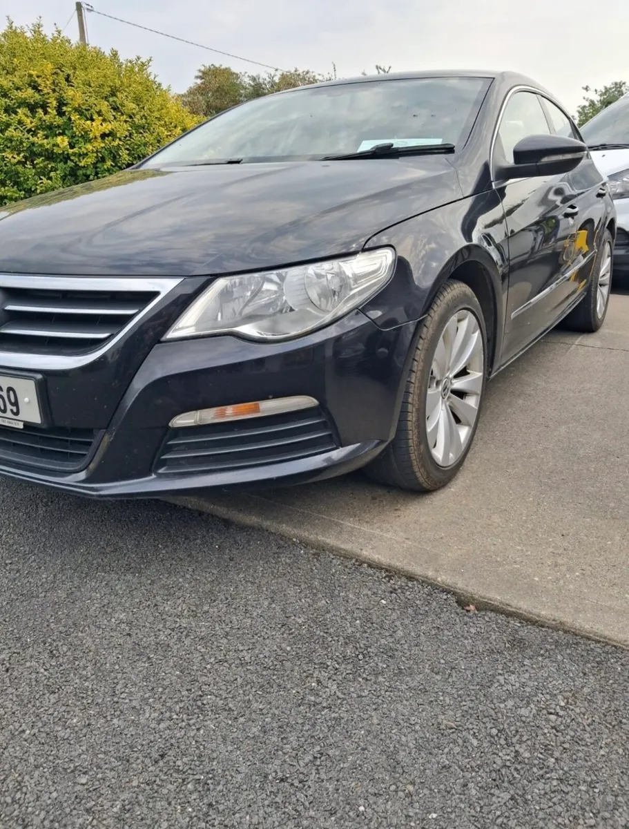 Volkswagen Passat CC - Image 1