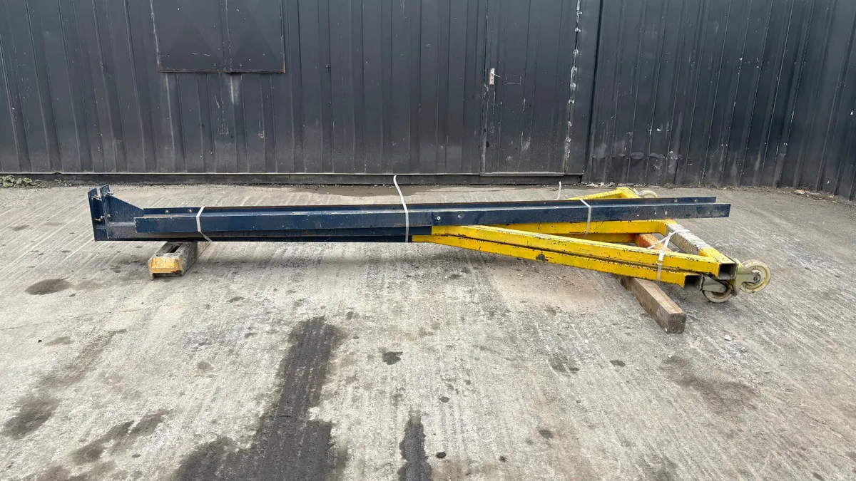 Overhead Gantry Crane - Image 1