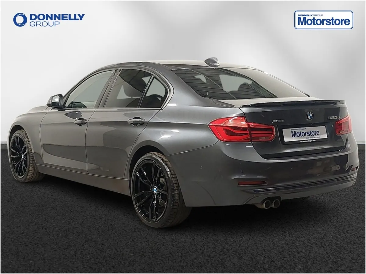 BMW 3 Series Diesel Saloon Sport - Image 2