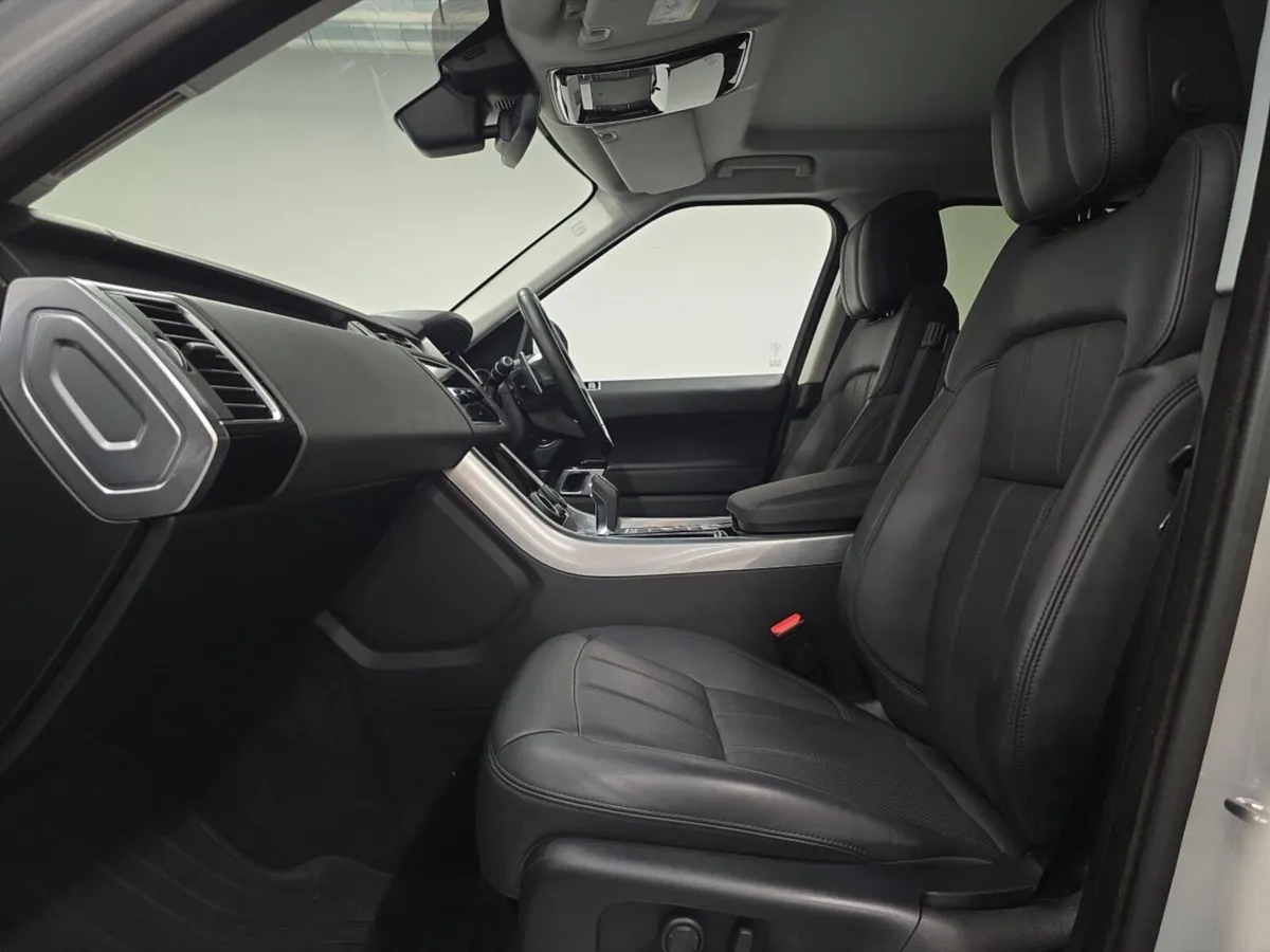 Land Rover Range Rover Sport Diesel Estate HSE Dyn - Image 3
