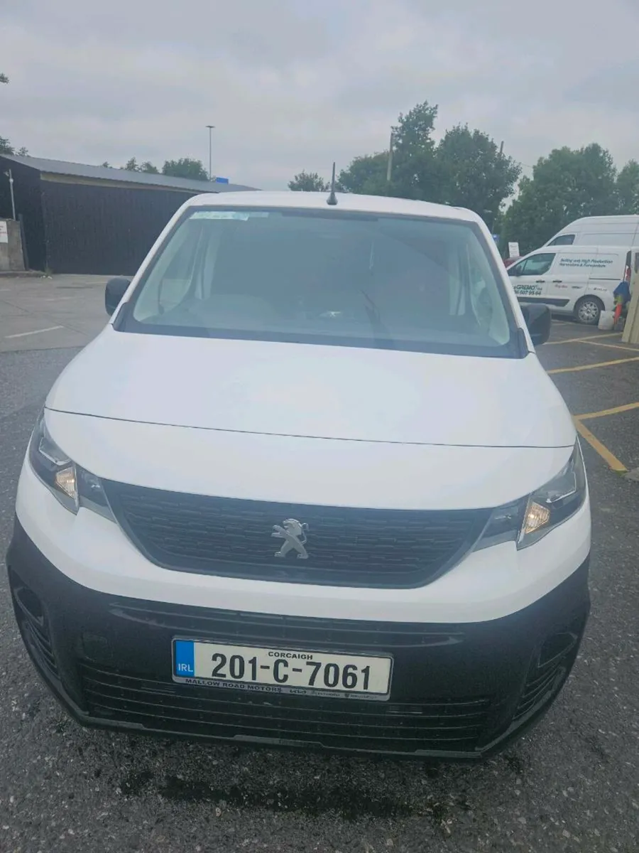 Peugeot Partner - Image 1