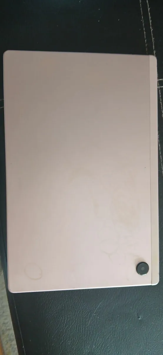 Samsung tablet - Image 3