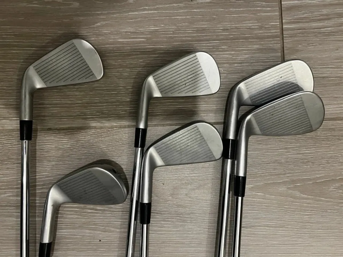 Taylormade P790 Irons 2024 5-PW - Image 4
