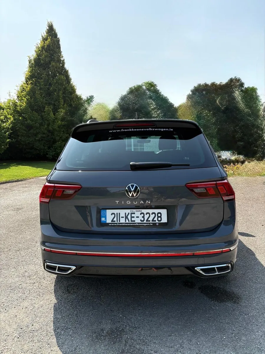 Car - Image 3