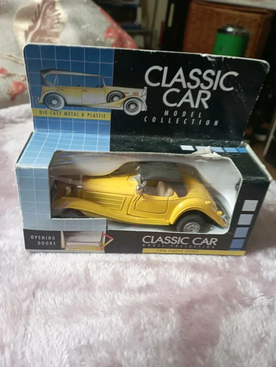 JET CLASSIC CAR COLLECTION 1836 1-43 SPORTS CAR. - Image 1