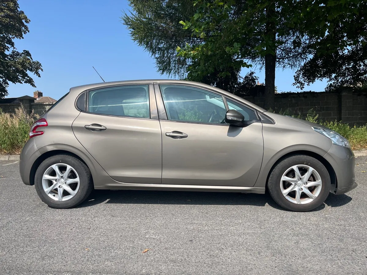 2013 Peugeot 208, NCT 06/26, tax, low miles - Image 4