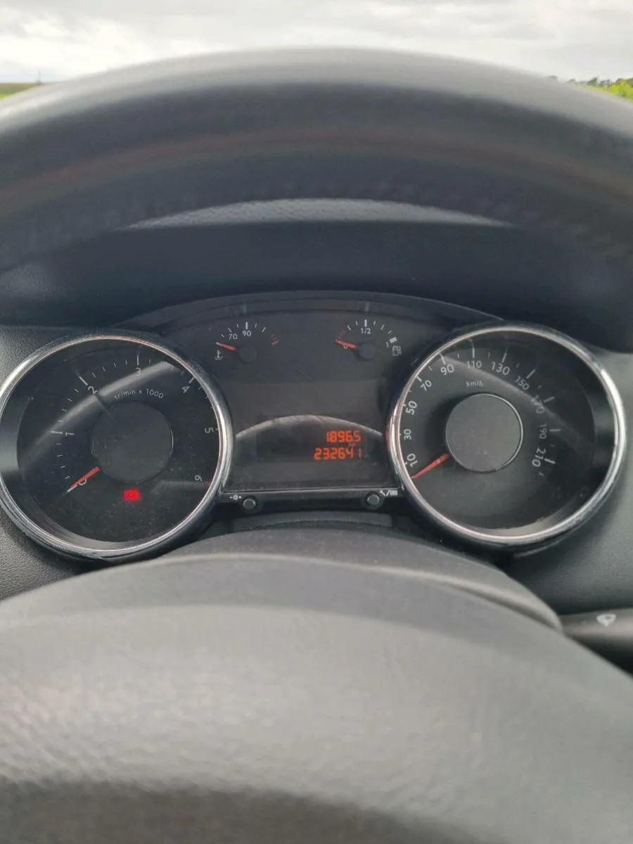 Peugeot 5008 2012 NCT till 8/26 Tax till 11/25 - Image 2