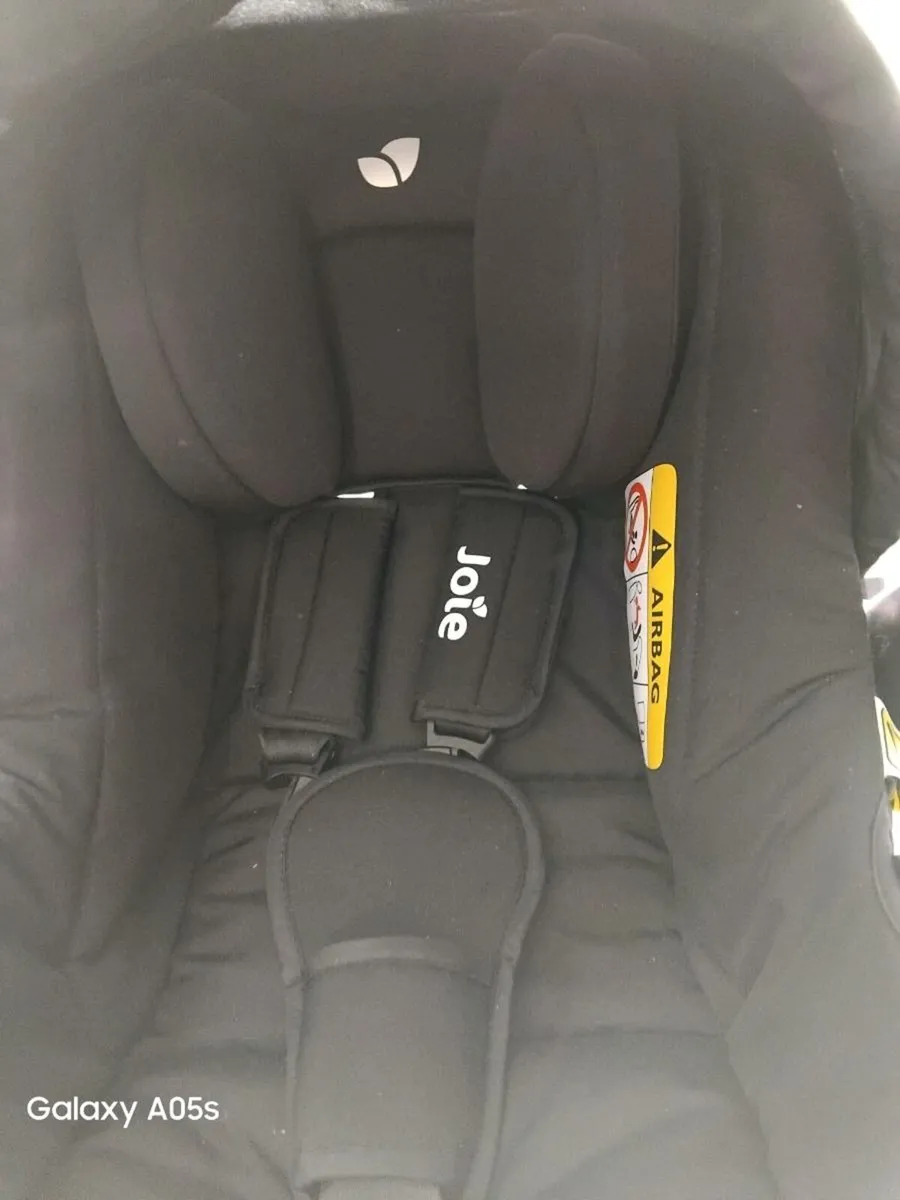 Car seat - Image 1