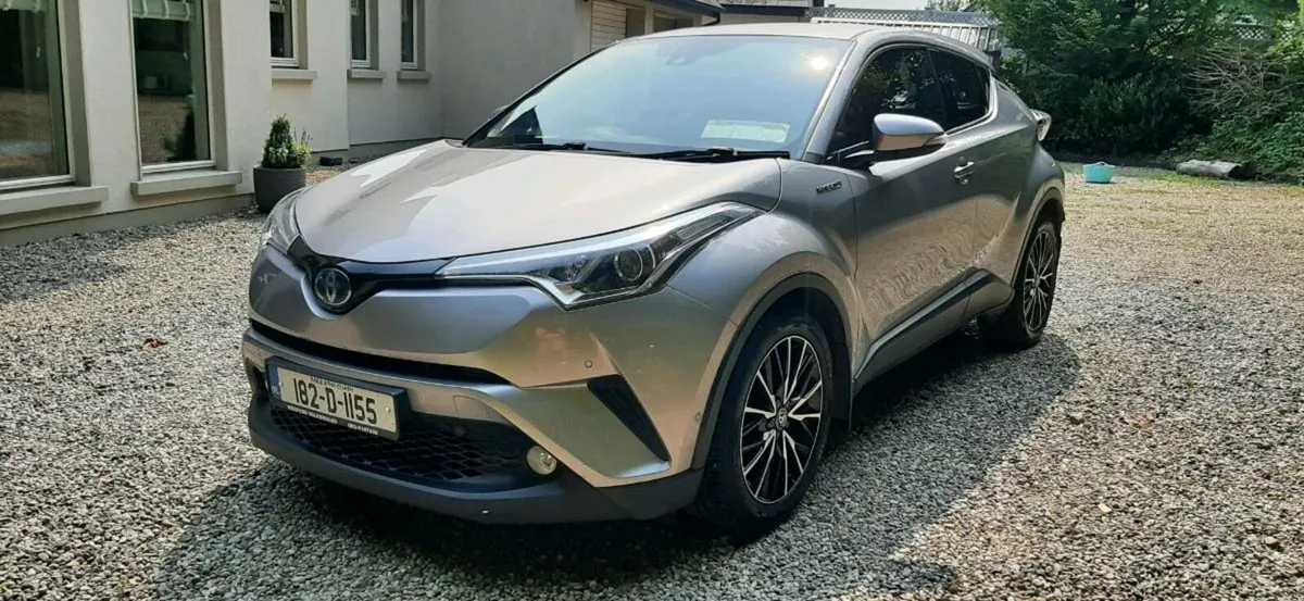 Toyota CHR Sol 1.8 petrol hybrid. Top spec Automat - Image 3