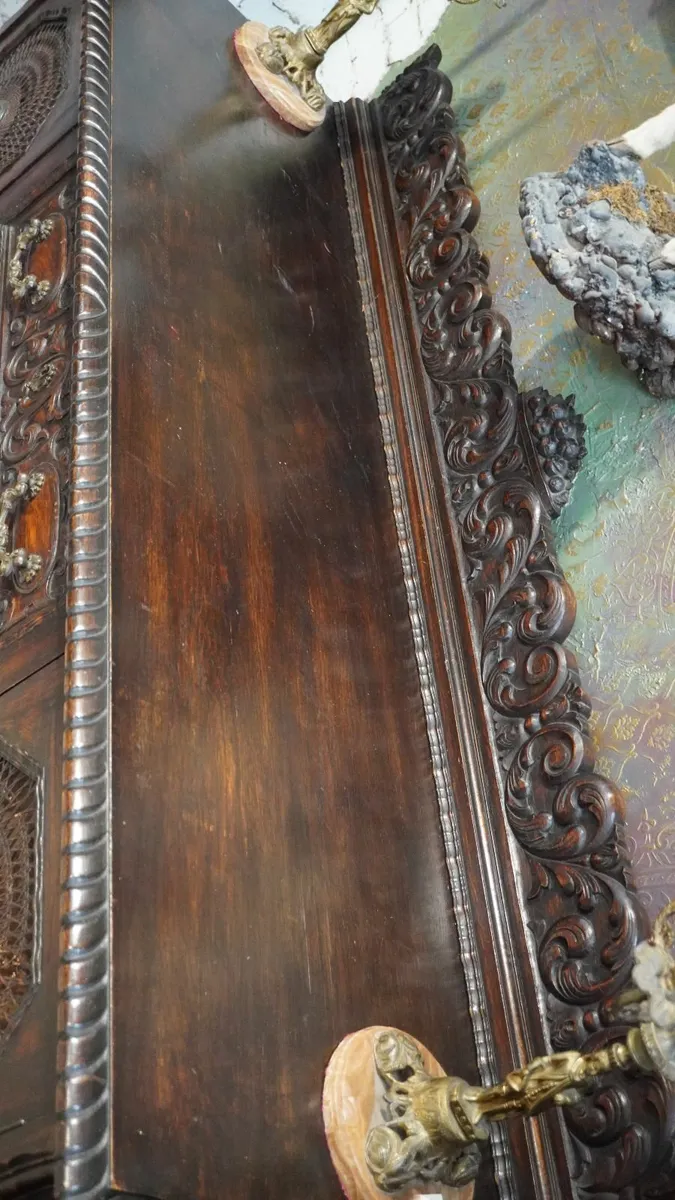 🌟 Antique Spanish Sideboard - Image 4