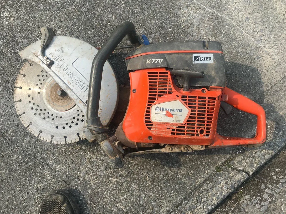 Husqvarna 770 con saw - Image 1