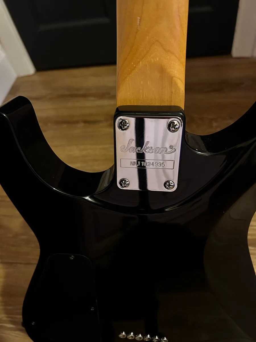 Jackson JS32 Dinky - Image 2