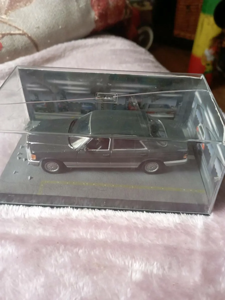 JAAMES  BOND TO MORROW  NEVER DIES MERCEDES S CLAS - Image 4