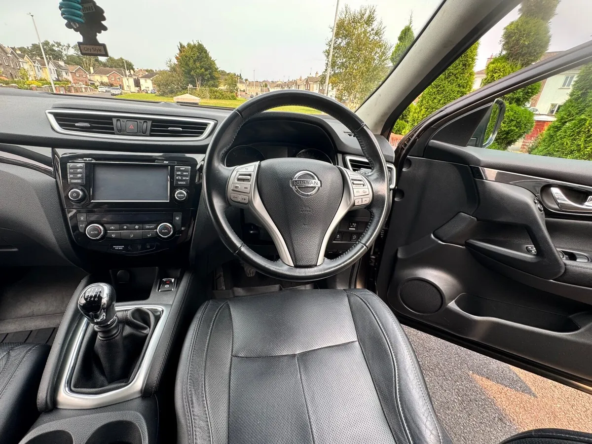 Nissan Qashqai 2015 - Image 3