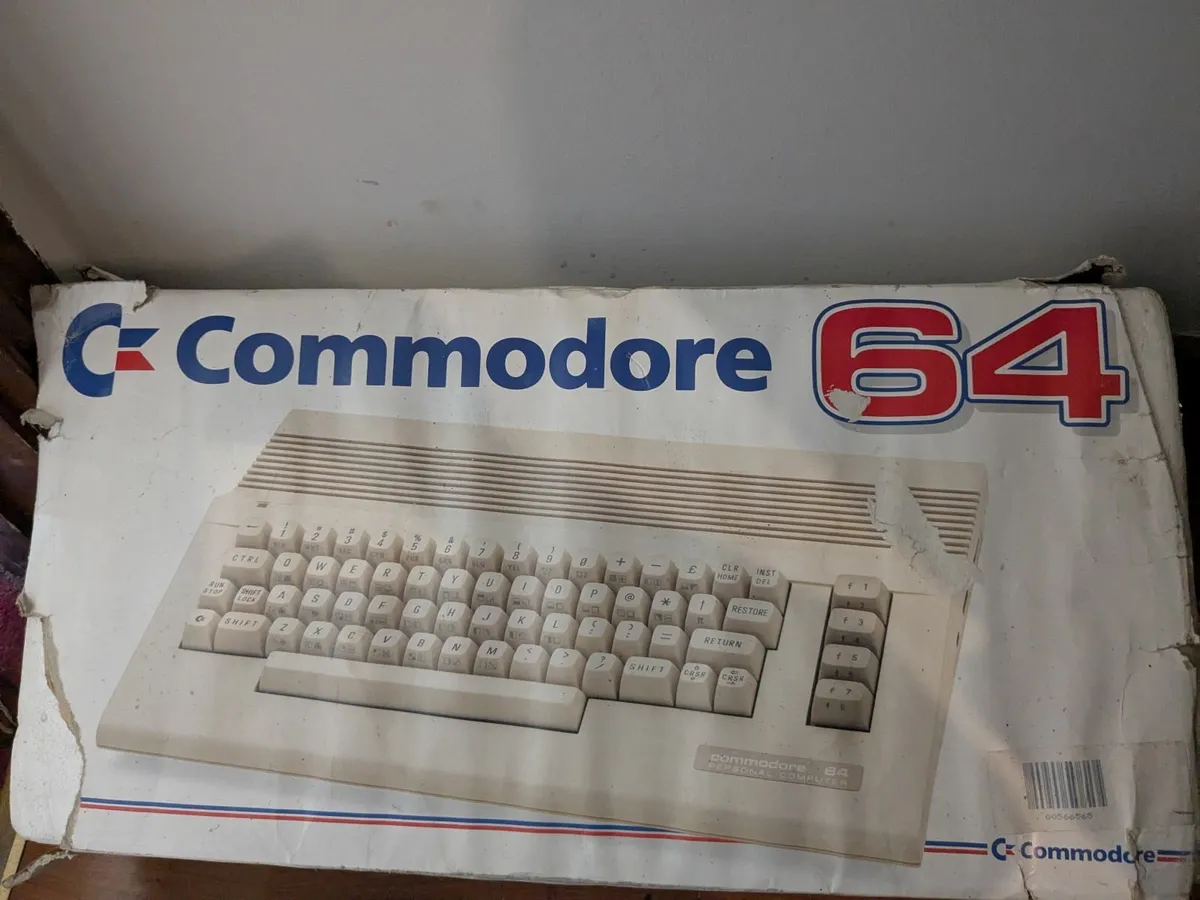 Commodore 64 plus games - Image 1