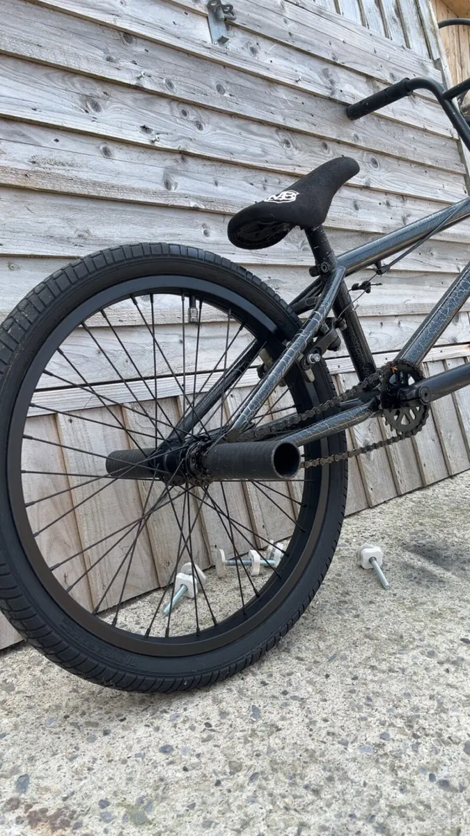Bike - Image 2