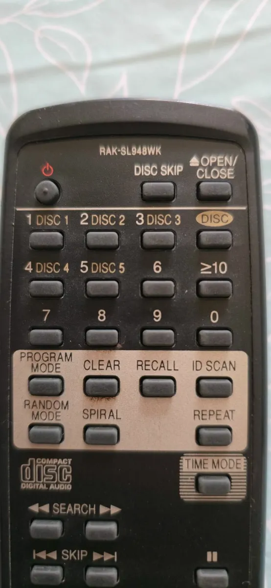 REMOTE CONTROL TECHNICS RAK-SL948WK CD CHANGER - Image 3