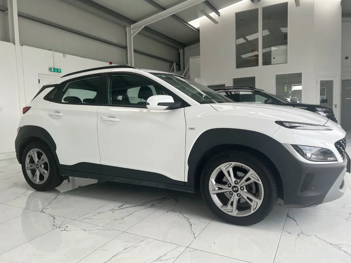 Hyundai KONA 2023 - Image 3