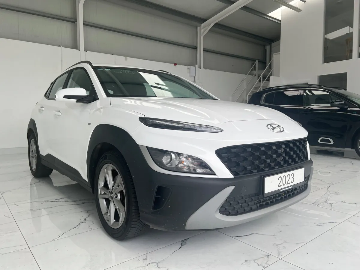 Hyundai KONA 2023 - Image 2
