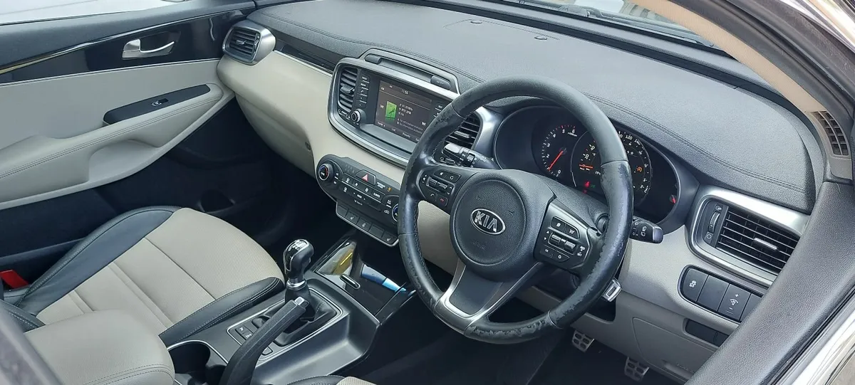 Kia Sorento 2016 4X4 - Image 4