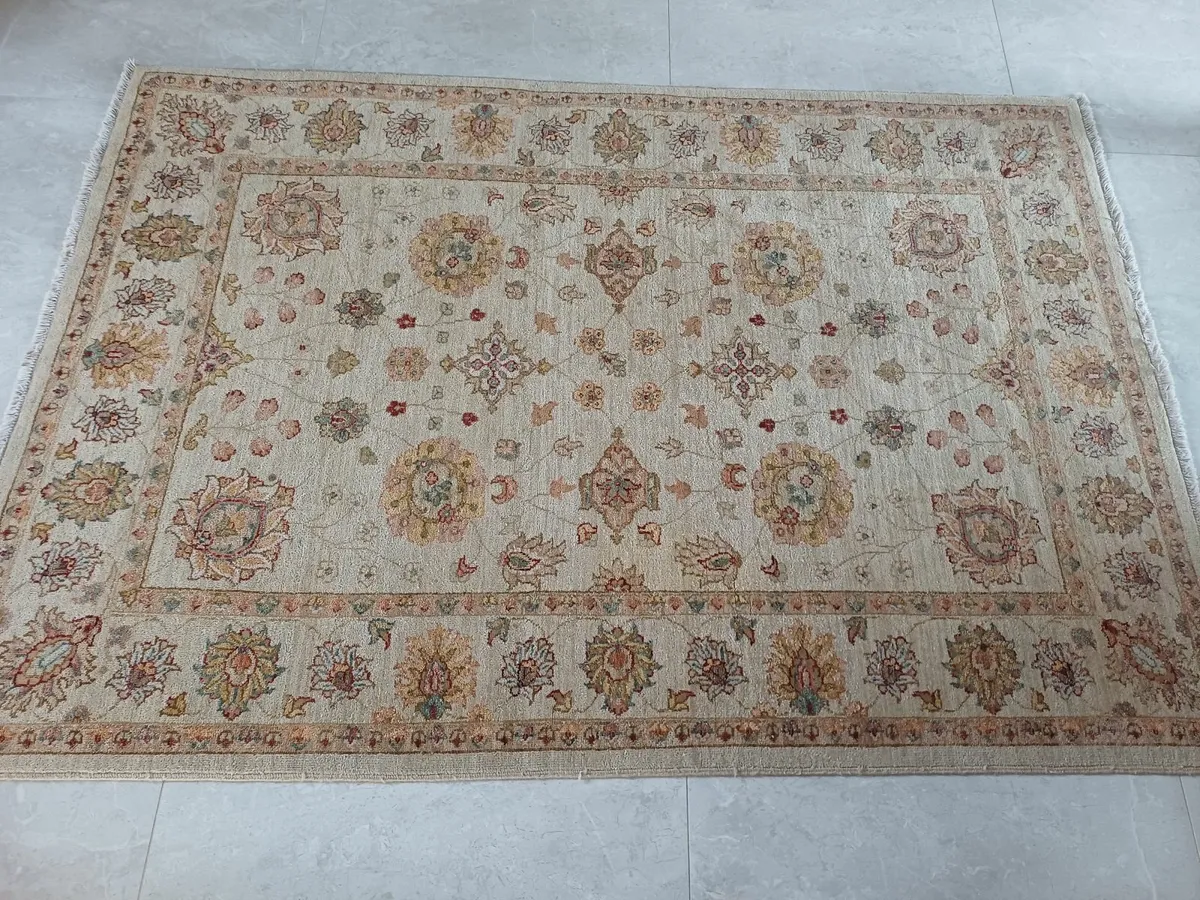 Large Rug - Image 1