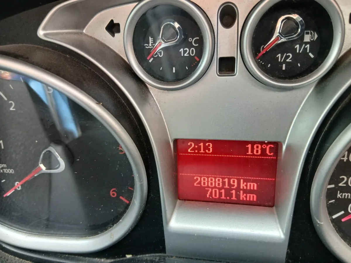Ford Kuga 2008 - Image 2