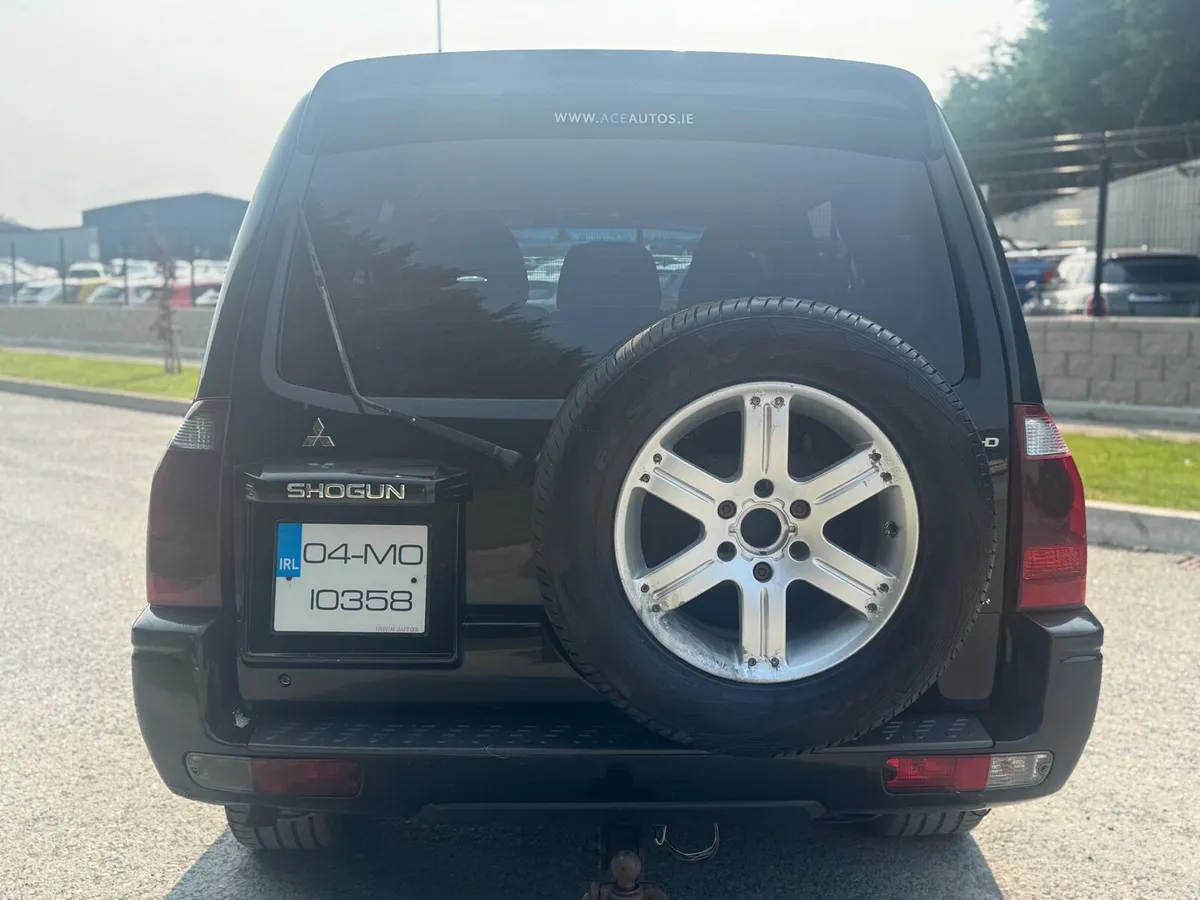 2004 MITSUBISHI SHOGUN 3.2 WARRIOR AUTO N1 - Image 4