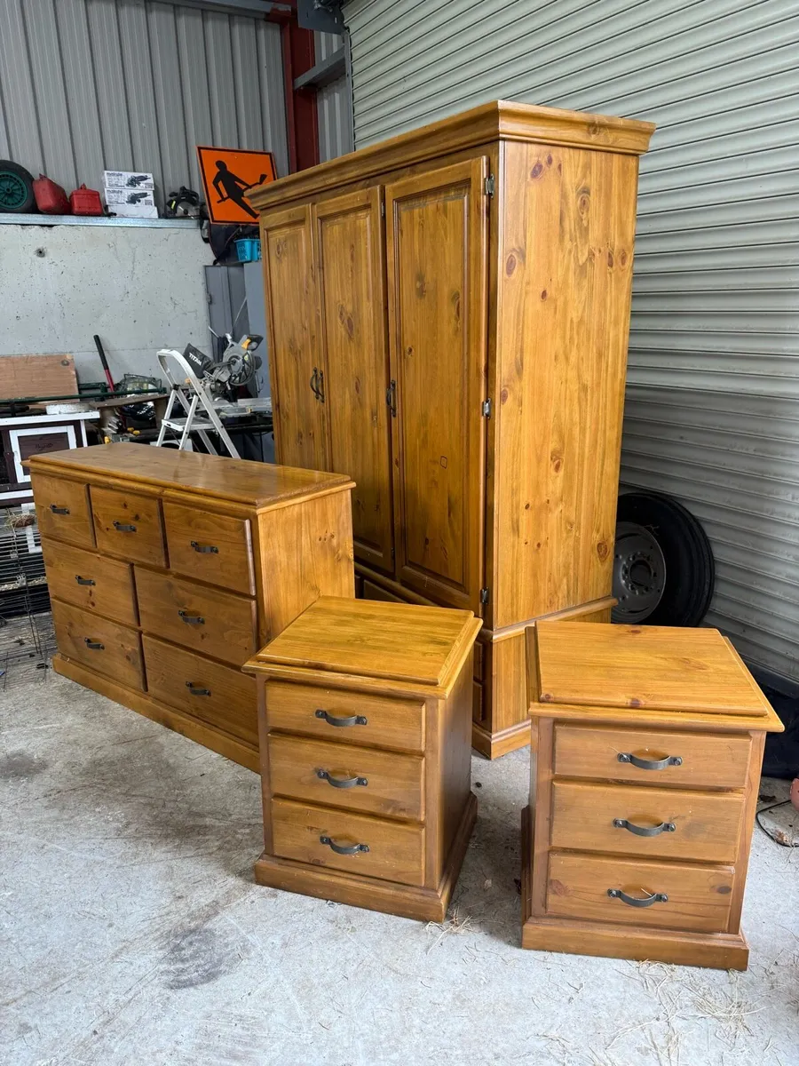 Bedroom wardrobe, chest bedside lockers - Image 1