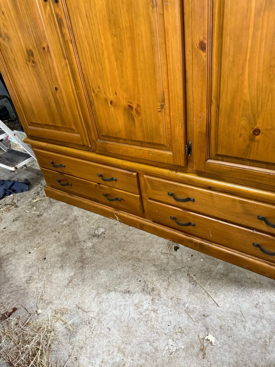 Bedroom wardrobe, chest bedside lockers - Image 3
