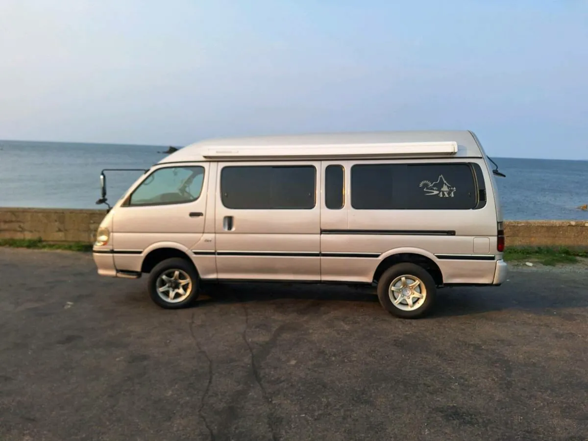 Toyota Hiace Supercustom - Image 2
