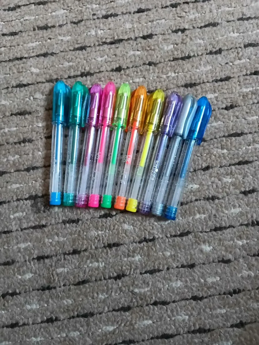 10 Smiggle gel pens with glitter - Image 1