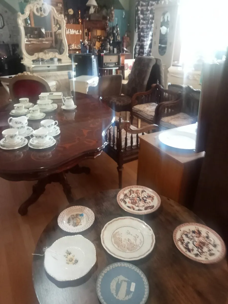 ANTIQUES..COLLECTABLES..LOADS. - Image 4